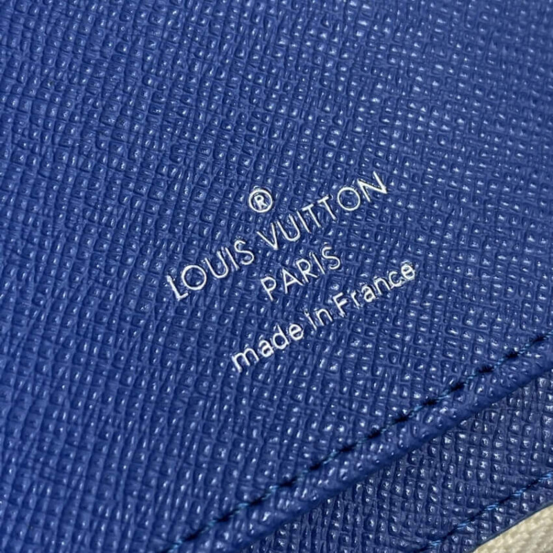 Louis Vuitton Monogram Watercolor Multiple Wallet (SHG-ZUU4OD) – LuxeDH