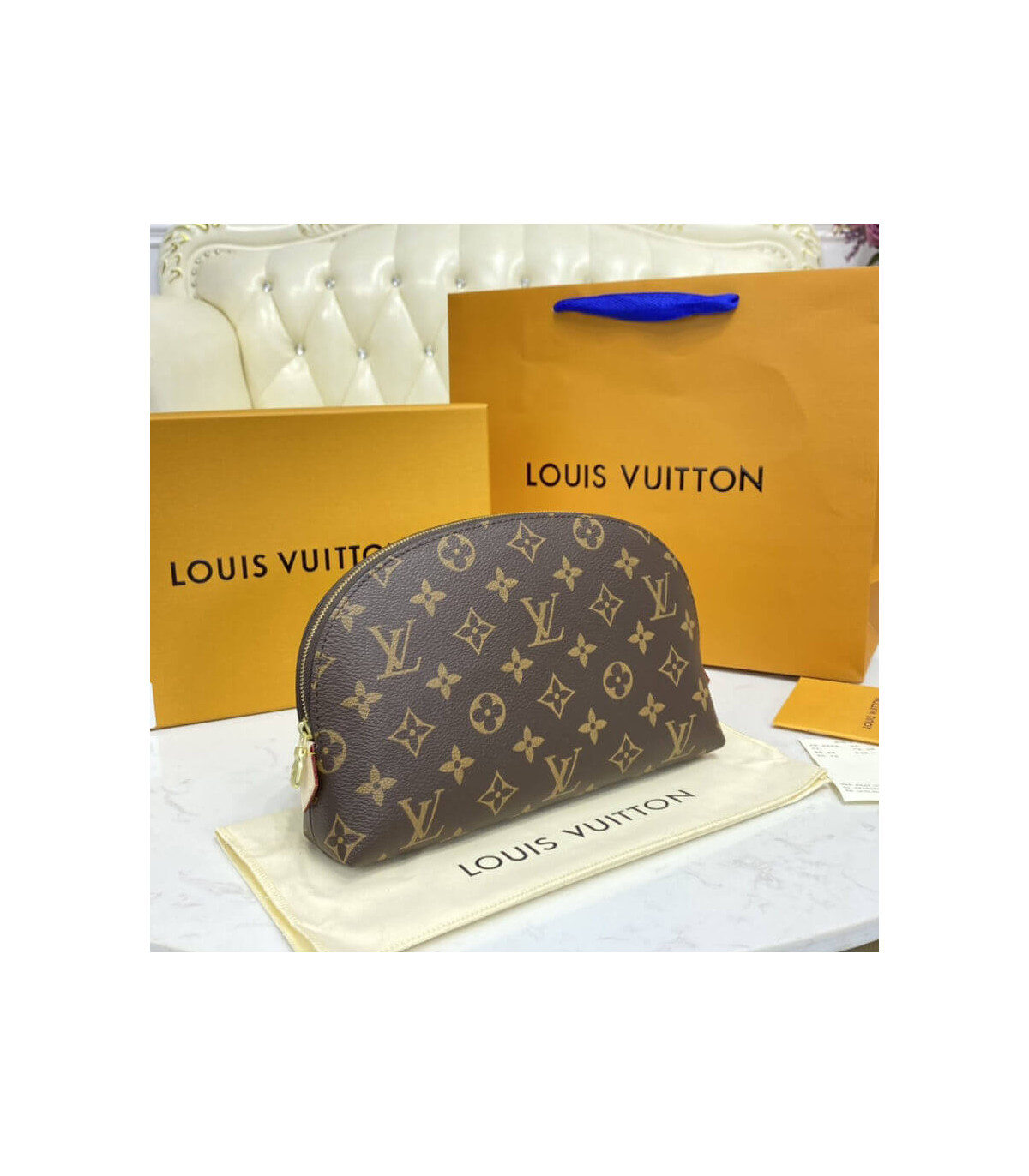LOUIS VUITTON Monogram Pochette Cosmetic GM Cosmetic Pouch M47353 LV Auth  49186 Cloth ref.1012350 - Joli Closet