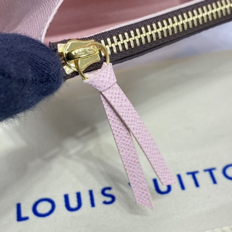 Unboxing the Louis Vuitton rosalie coin purse 💖 The pink inside is so