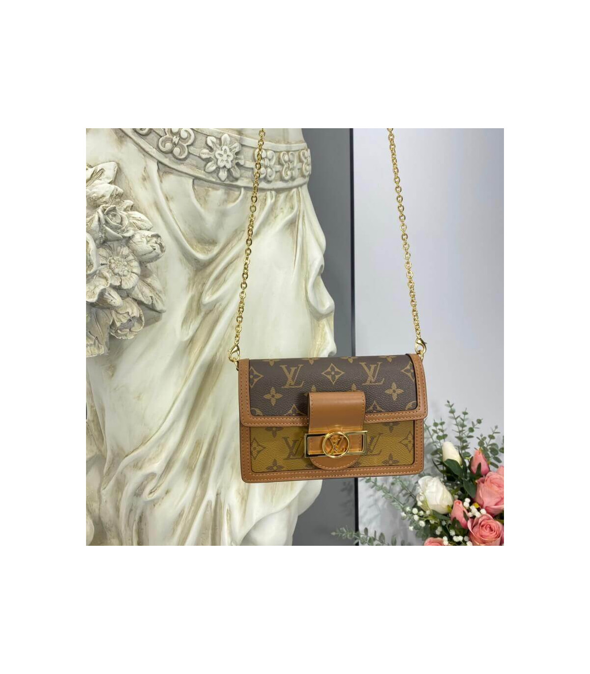 Shop Louis Vuitton Dauphine chain wallet (M68746) by HOPE