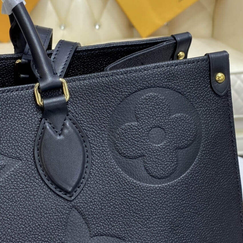 Louis Vuitton Black Monogram Empreinte Onthego Gm Leather ref.1011685 -  Joli Closet
