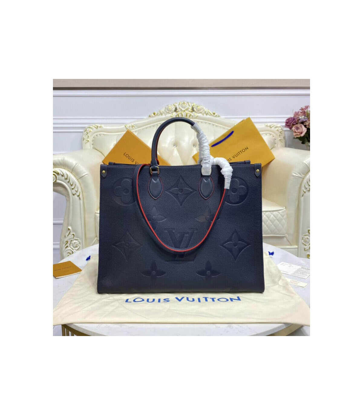 Louis Vuitton Blue Gradient Giant Empreinte Monogram NéoNoé BB Gold  Hardware, 2021 Available For Immediate Sale At Sotheby's