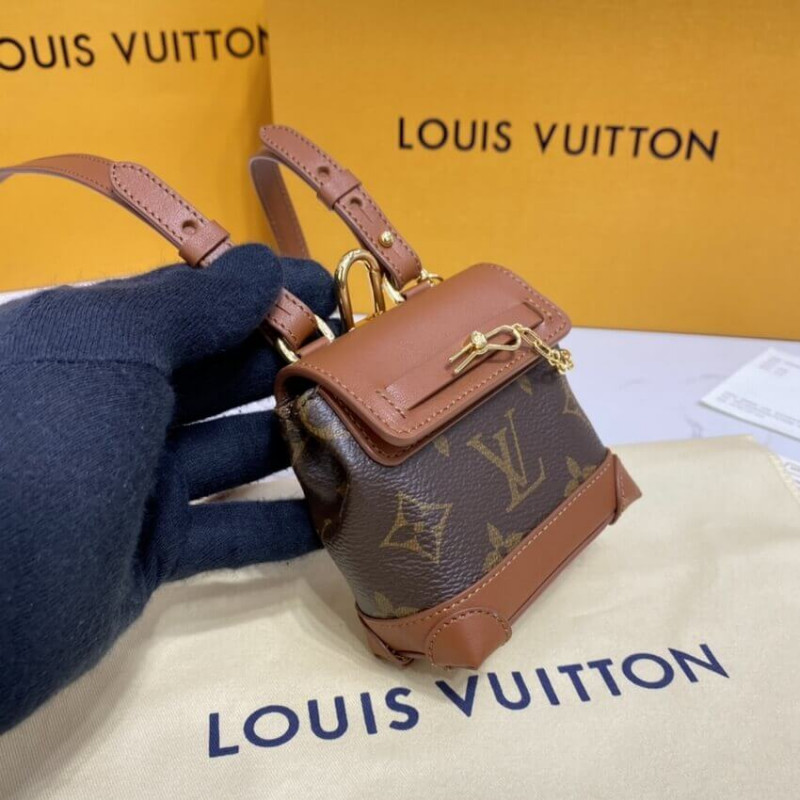 LOUIS VUITTON Monogram Mini Steamer Bag Charm 937939