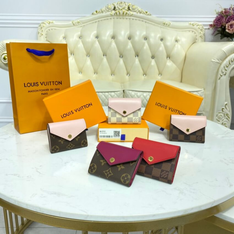 Shop Louis Vuitton ZOE 2021 SS Zoé wallet (M62932, N60292, M62933) by  Materialgirl