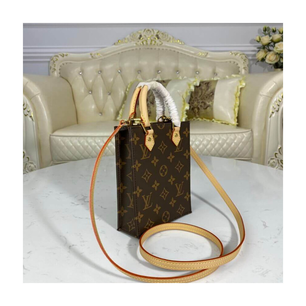 Louis Vuitton Petit sac plat (M81295, M69442)  Louis vuitton, Bags,  Everyday essentials products