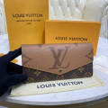 Louis Vuitton Monogram Sarah Wallet